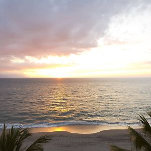 Ocean Front Deluxe Room